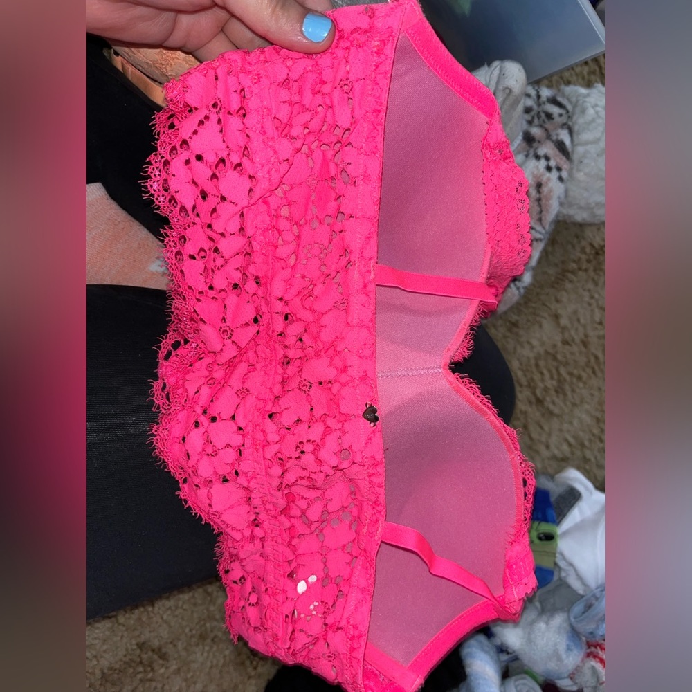 Super cute only ever been worn to try on hot pink size medium
